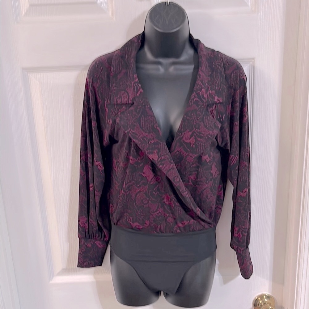 Shape FX shapewear body suit, size 2, NWT.